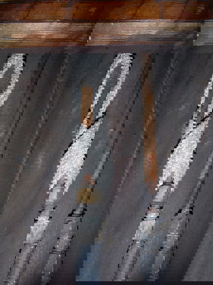 Woven asbestos rope or gasket material found during inspection